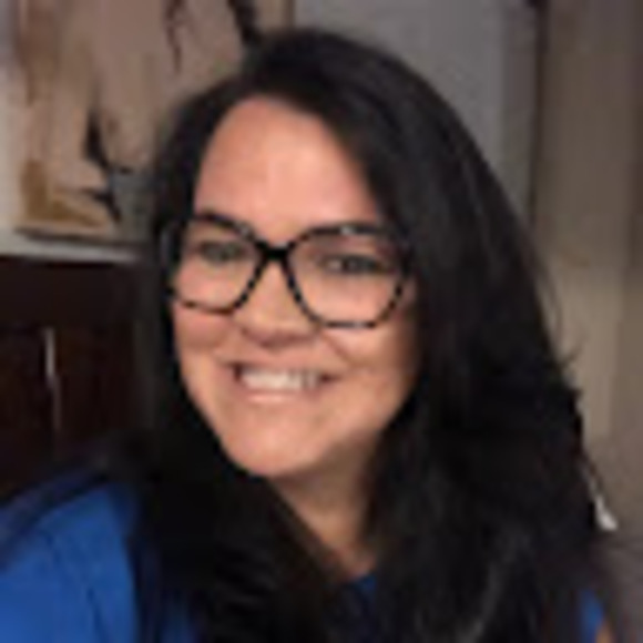 Meet your Posher, Juliana - Picture 1 of 1